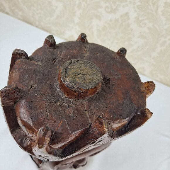 Vintage Hand Carved Wooden Sculpture Man King Wearing Crown Free Standing Heavy - Picture 9 of 11